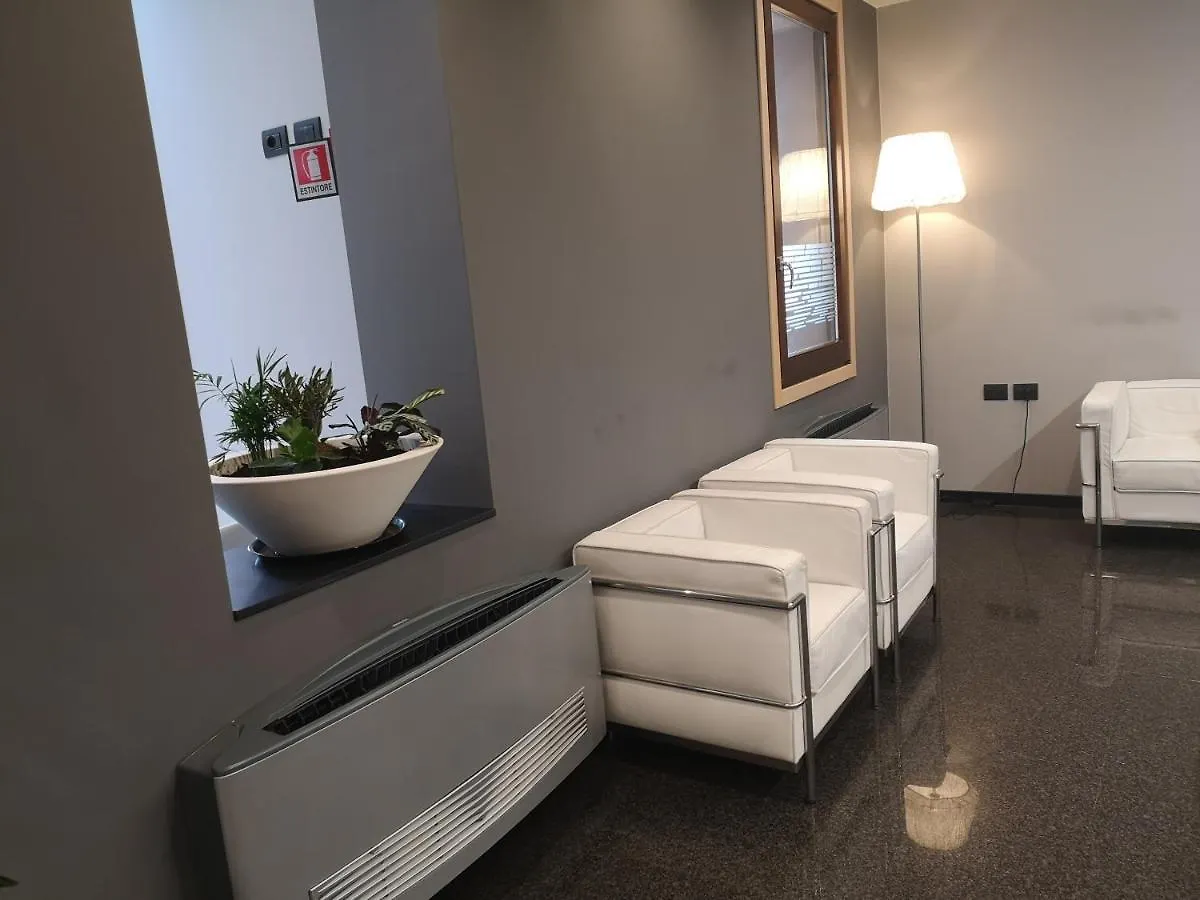 Hotel Daunia Modena