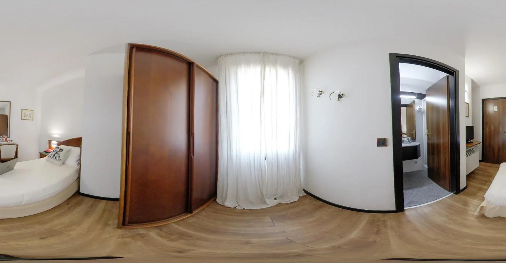Hotel Daunia Modena